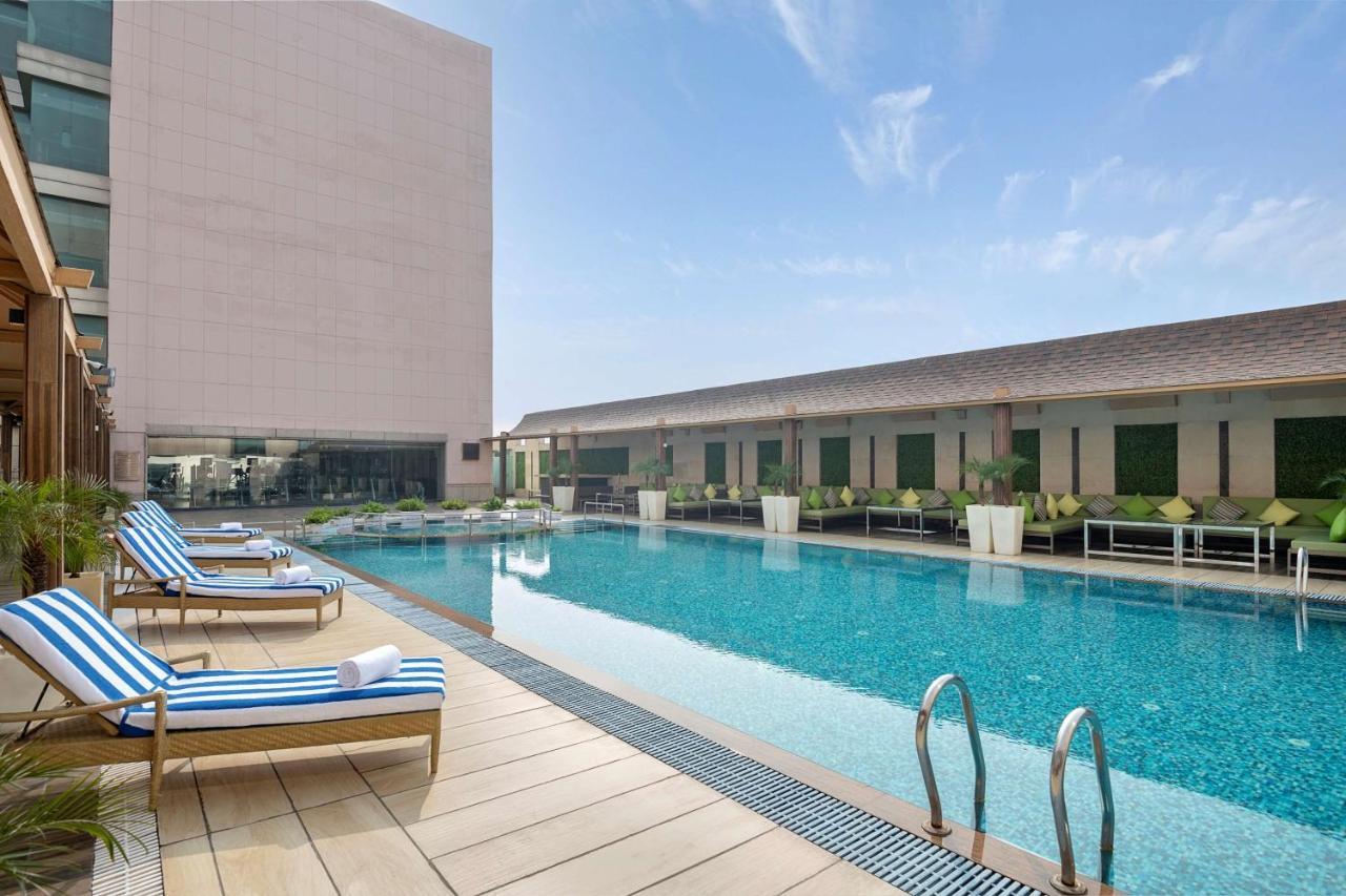 Radisson Blu Kaushambi Delhi NCR Hotel Ghaziabad Bagian luar foto