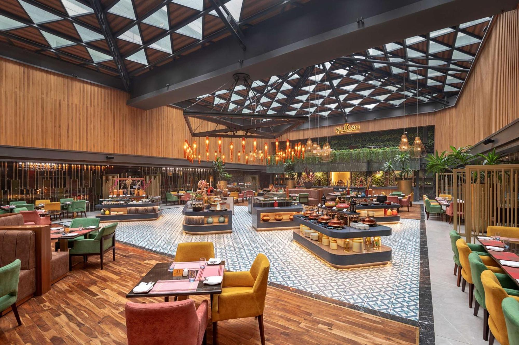 Radisson Blu Kaushambi Delhi NCR Hotel Ghaziabad Bagian luar foto